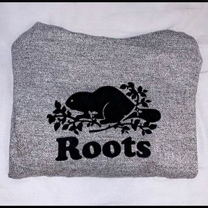 roots sweatshirt